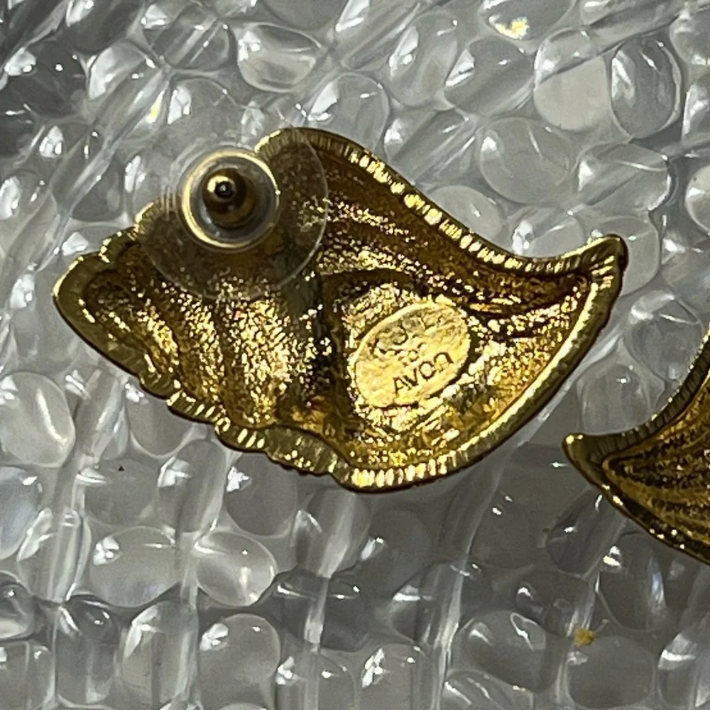 Kenneth Lane KJL For Avon 1989/unworn Conch Seashell Post 4 pierced ear Earrings - Picture 5 of 8